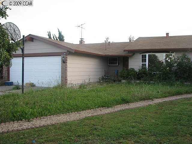 1st image of 2664 Crest Ct