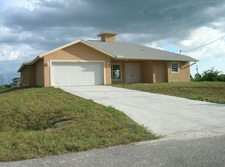 1905 E 15th St, Lehigh Acres, FL 33972