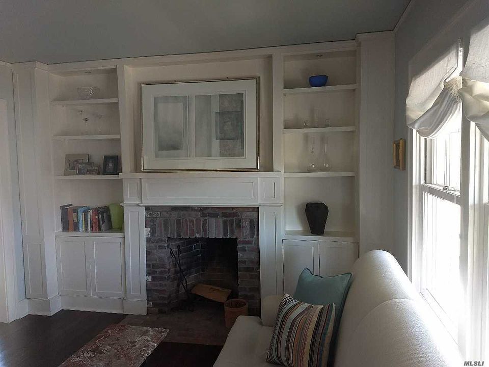 1st image of 75 Willow St