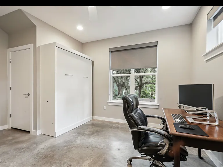 3001 Del Curto Rd — Photo 14