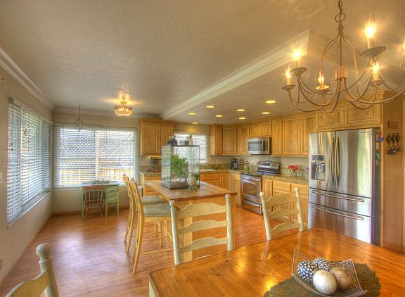 3rd image of 1181 Hersman Dr
