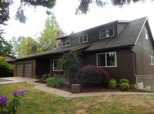 2242 SE Oak Crest Dr, Hillsboro, OR 97123