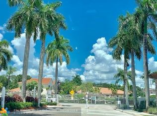 10812 NW 46th Dr, Coral Springs, FL 33076