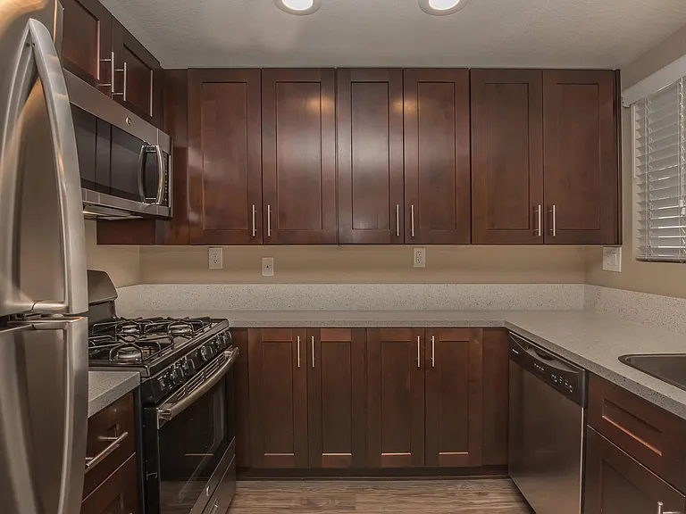 River Ridge Apartment Homes — Photo 34