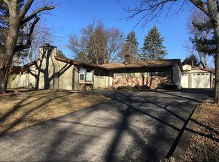 3012 Killarney Dr, Cary, IL 60013