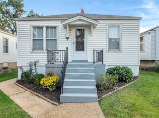 5924 Victoria Ave, Saint Louis, MO 63110