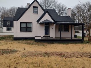 734 Burlington Ave #1, Gibsonville, NC 27249