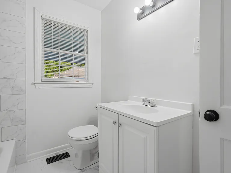2608 8th Ave SW #C — Photo 7