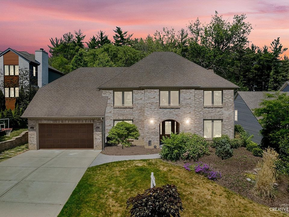 1st image of 4227 White Birch Dr