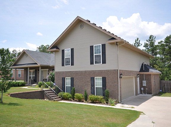 4th image of 2025 Walton Farms Dr