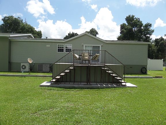 4th image of 8420 Nw 9 Ave