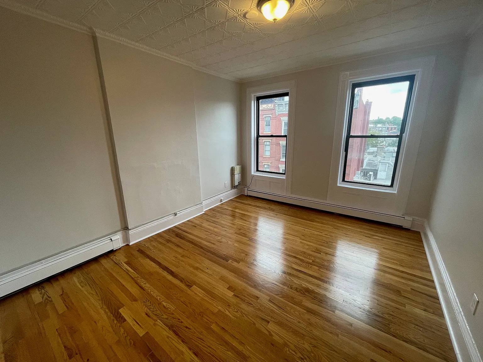 800 Park Avenue — Photo 2