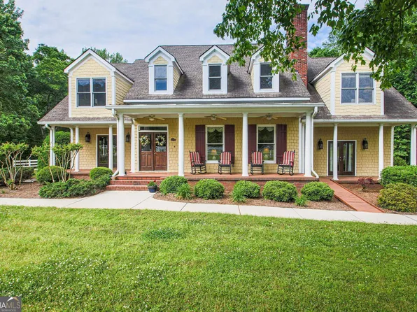 410 Mann Rd, Tyrone, GA 30290