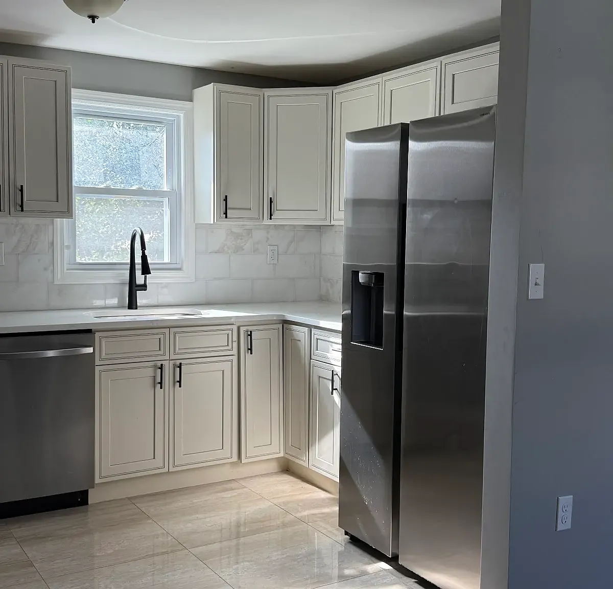 6 bed, 2100 sqft, $5,500 — Photo 3
