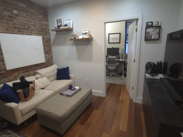 236 W 16th St APT 1B, New York, NY 10011