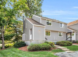 1R Snow Cir #1, Nashua, NH 03062