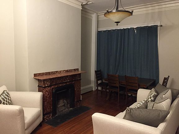 2nd image of 184 Bowen St