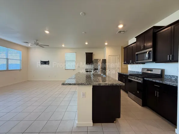 12538 W Orangewood Ave, Glendale, AZ 85307