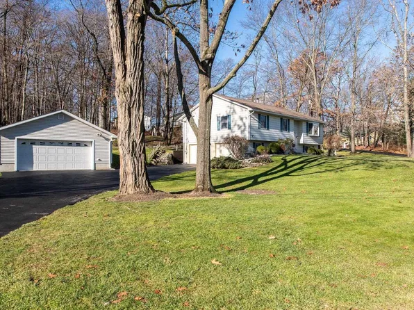 22 TROW Boulevard, Red Hook, NY 12571