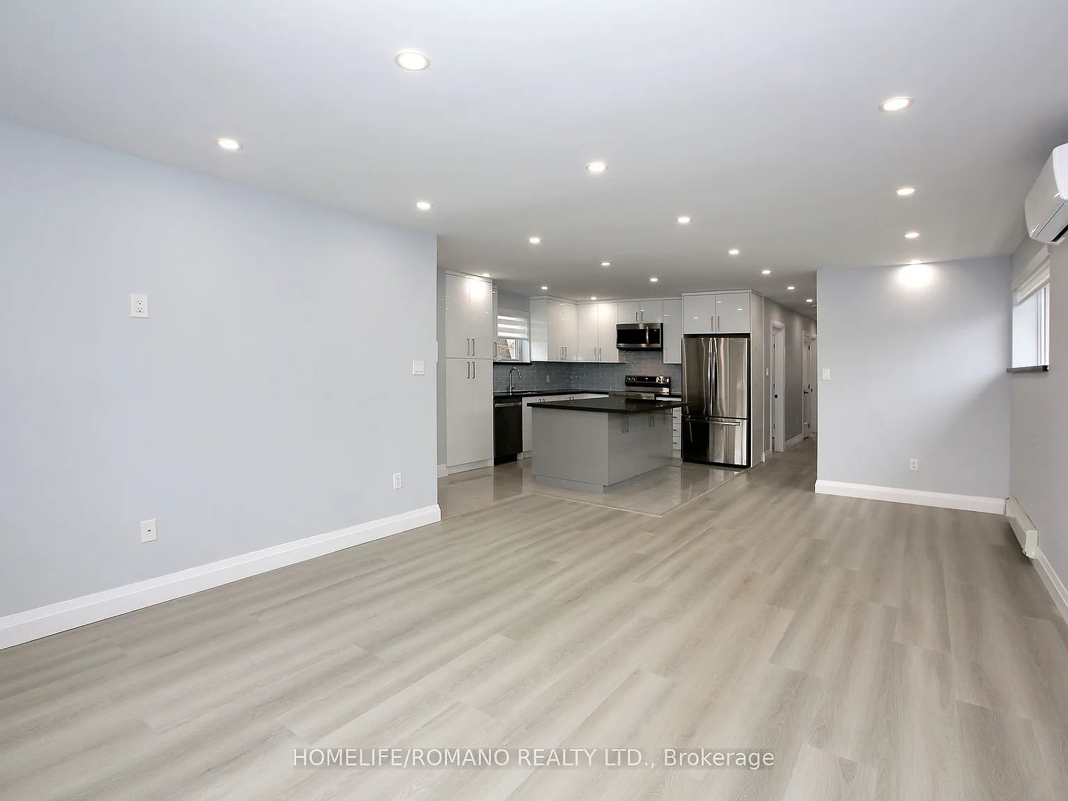 3 bed, $3,000 — Photo 4