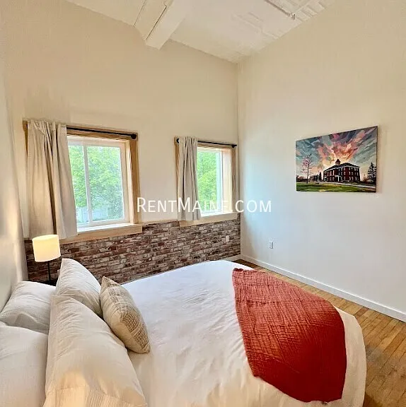 113 N Lancey St #202 — Photo 16