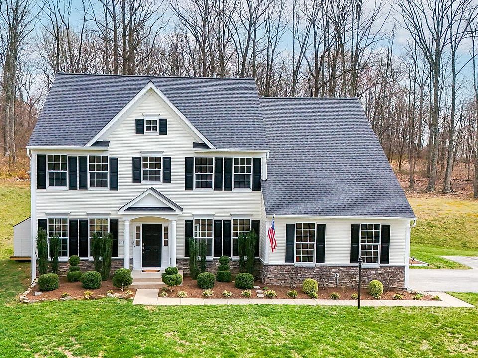 1st image of 17190 Grand Valley Ct