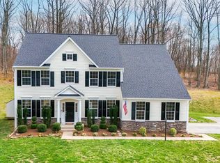 17190 Grand Valley Ct, Round Hill, VA 20141