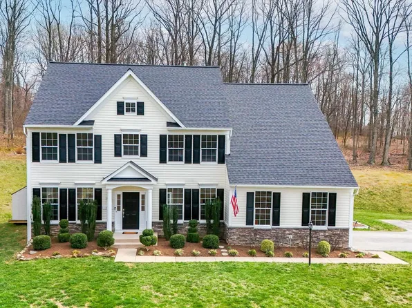 17190 Grand Valley Ct, Round Hill, VA 20141
