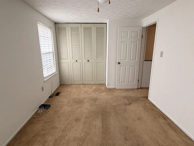 15765 Haynes Rd — Photo 12