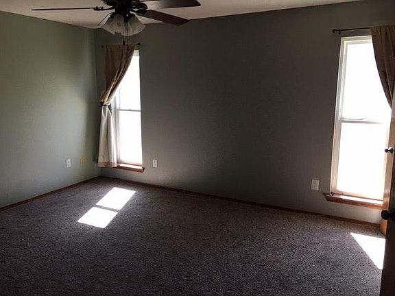 4th image of 3917 Ben Hogan Dr