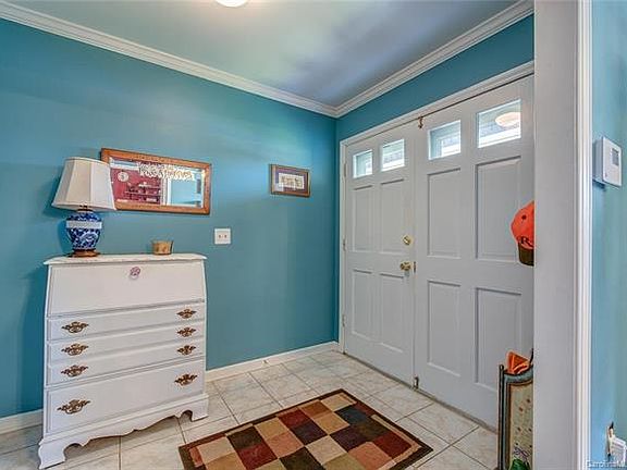3rd image of 1009 Woodlark Ct