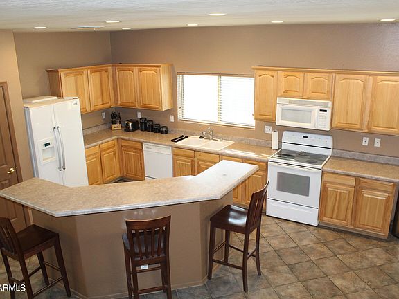 3rd image of 3334 W Lucia Dr