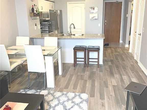 4th image of 50 Disera Dr #Penthouse 05