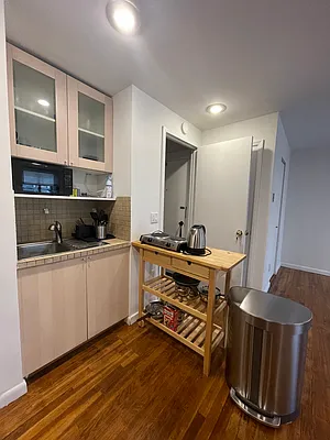 Rented by Corcoran | media 23