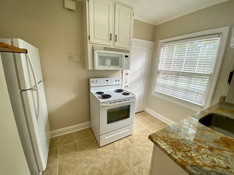 4103 Devine St #F8 — Photo 7