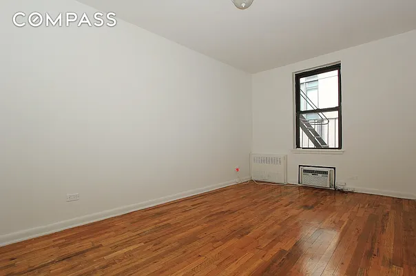 Rented by Compass | media 32