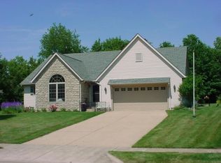 314 Central Station Dr, Johnstown, OH 43031