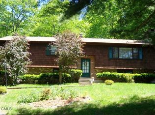 14 Kale Davis Rd, Sandy Hook, CT 06482