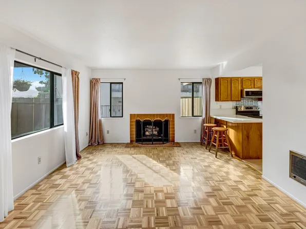 402 Watson St APT 6, Monterey, CA 93940