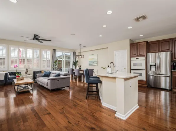 5790 Lolet Way, Sacramento, CA 95835