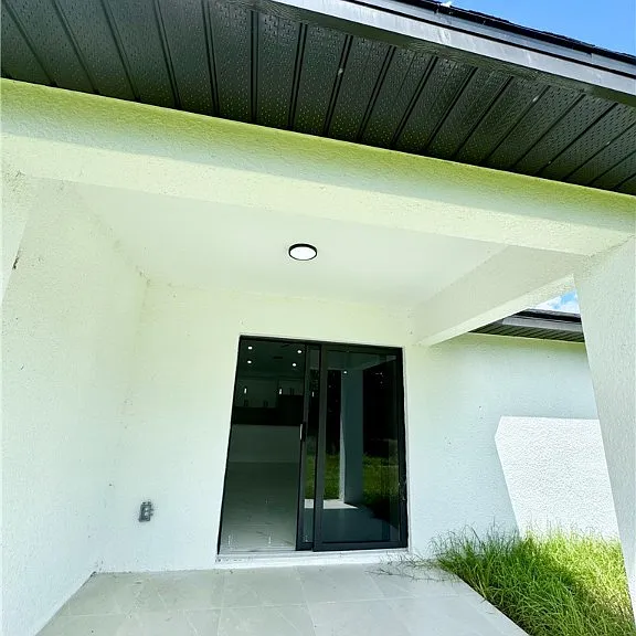 670 Chemstrand St E — Photo 32
