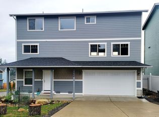 2402 W Echo Bay Dr, Bremerton, WA 98312