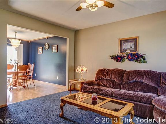 4th image of 390 Tallgrass Dr NE