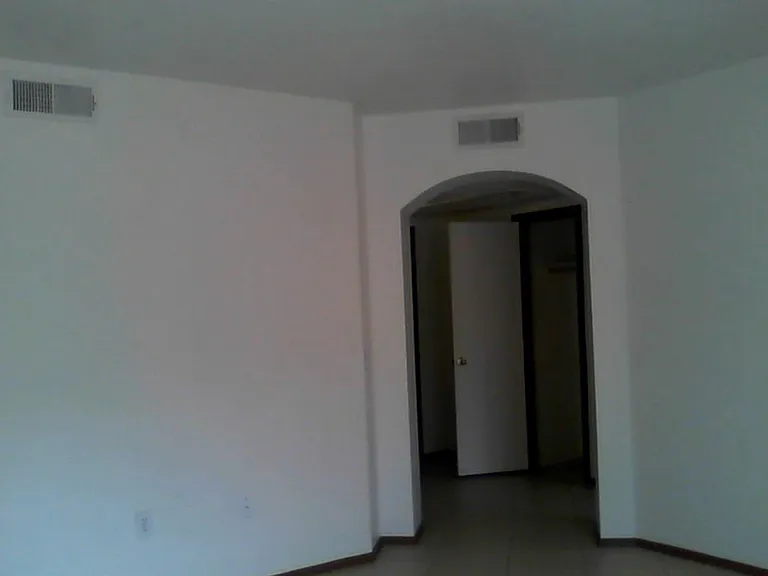 1567 N Paseo La Tinaja — Photo 6
