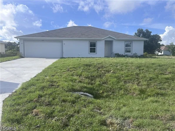3007 49th St SW, Lehigh Acres, FL 33976