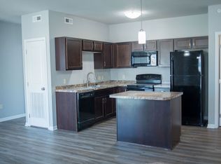 10308 Dorset Dr #5, Johnston, IA 50131