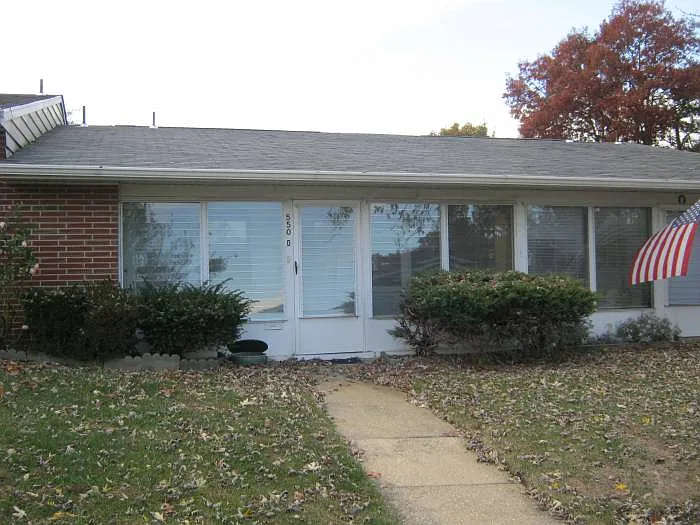 550D Sheffield Ct photo 1