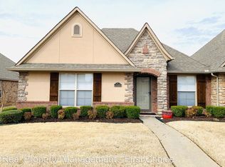 3110 SW Hillstone Ave, Bentonville, AR 72712
