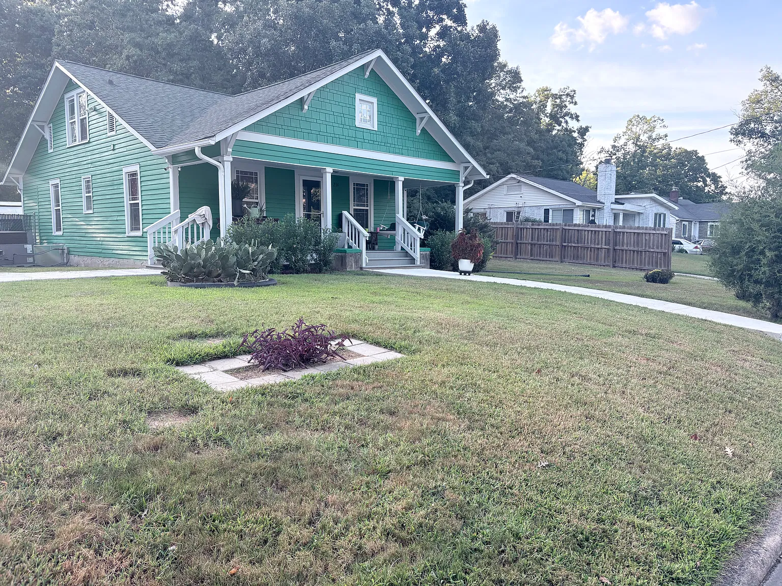 5 bed, 1753 sqft, $2,000 — Photo 3
