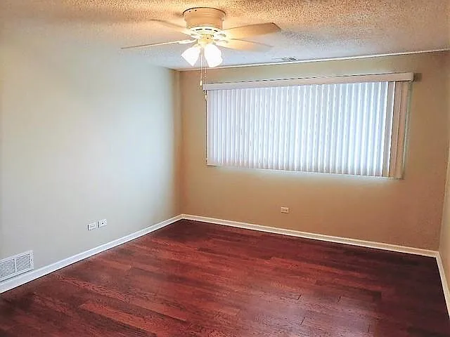 264 N White St — Photo 10